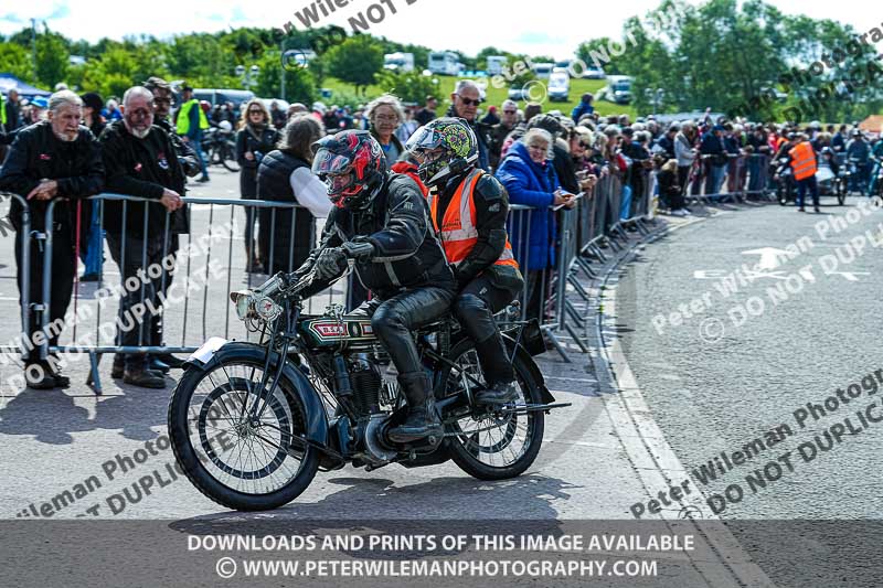 Vintage motorcycle club;eventdigitalimages;no limits trackdays;peter wileman photography;vintage motocycles;vmcc banbury run photographs